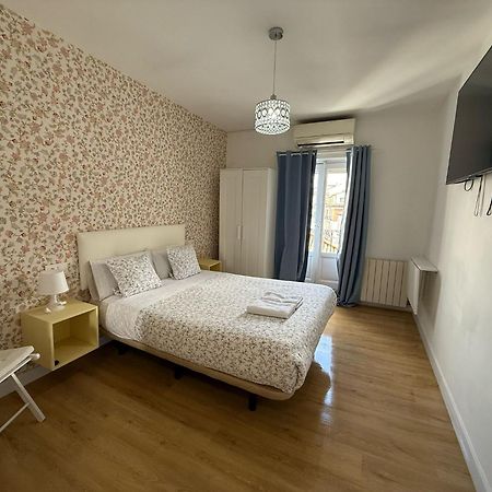 Hostal Flat55Мадрид Екстер'єр фото