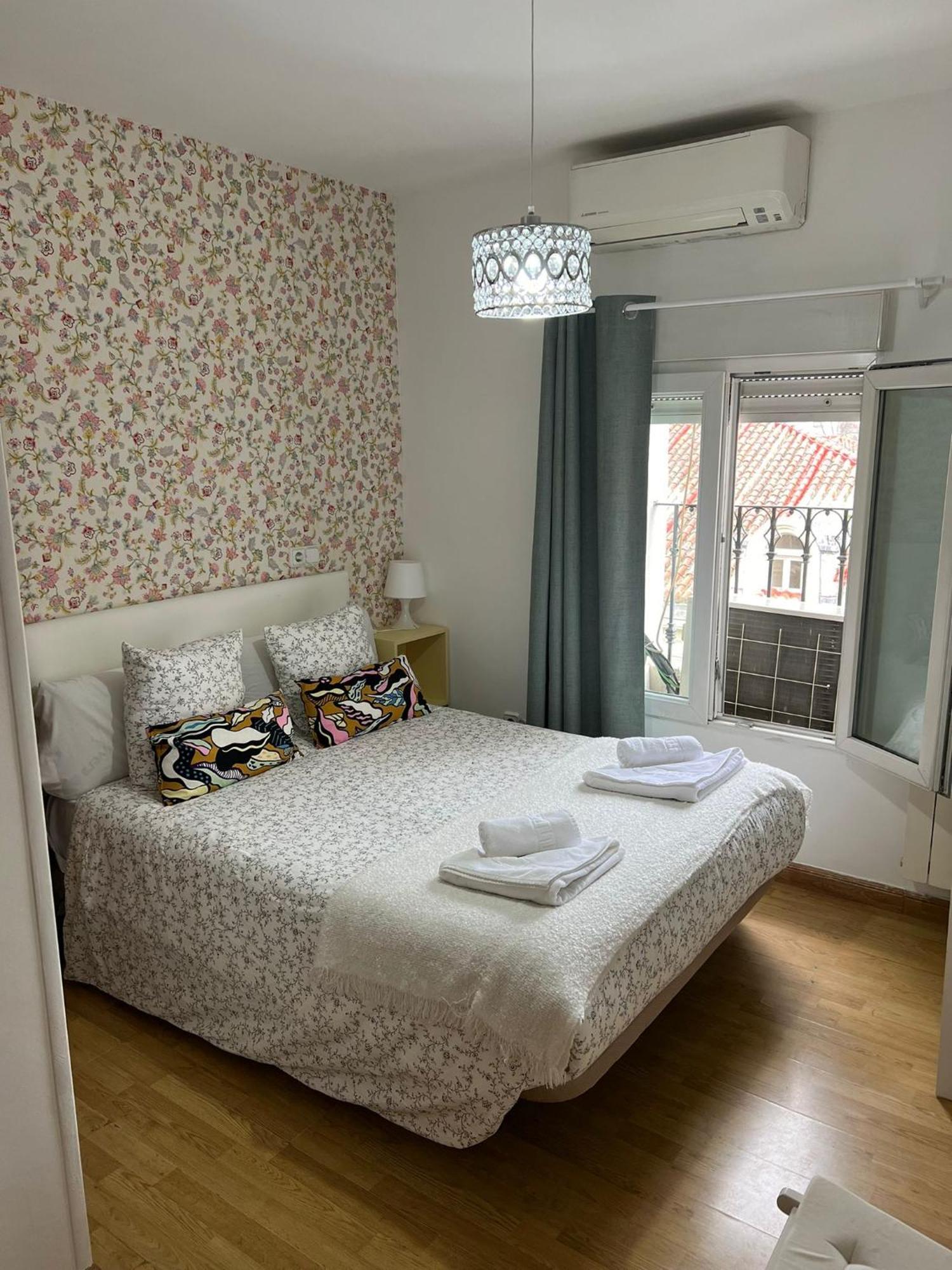 Hostal Flat55Мадрид Екстер'єр фото