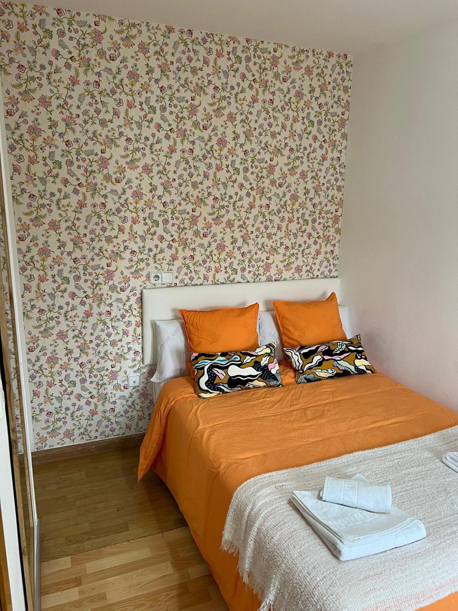 Hostal Flat55Мадрид Екстер'єр фото
