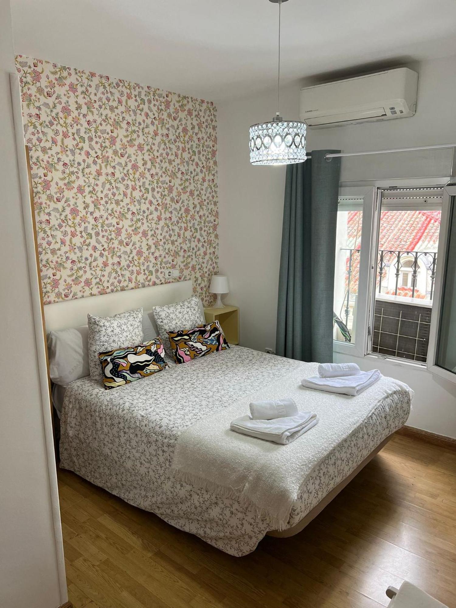 Hostal Flat55Мадрид Екстер'єр фото