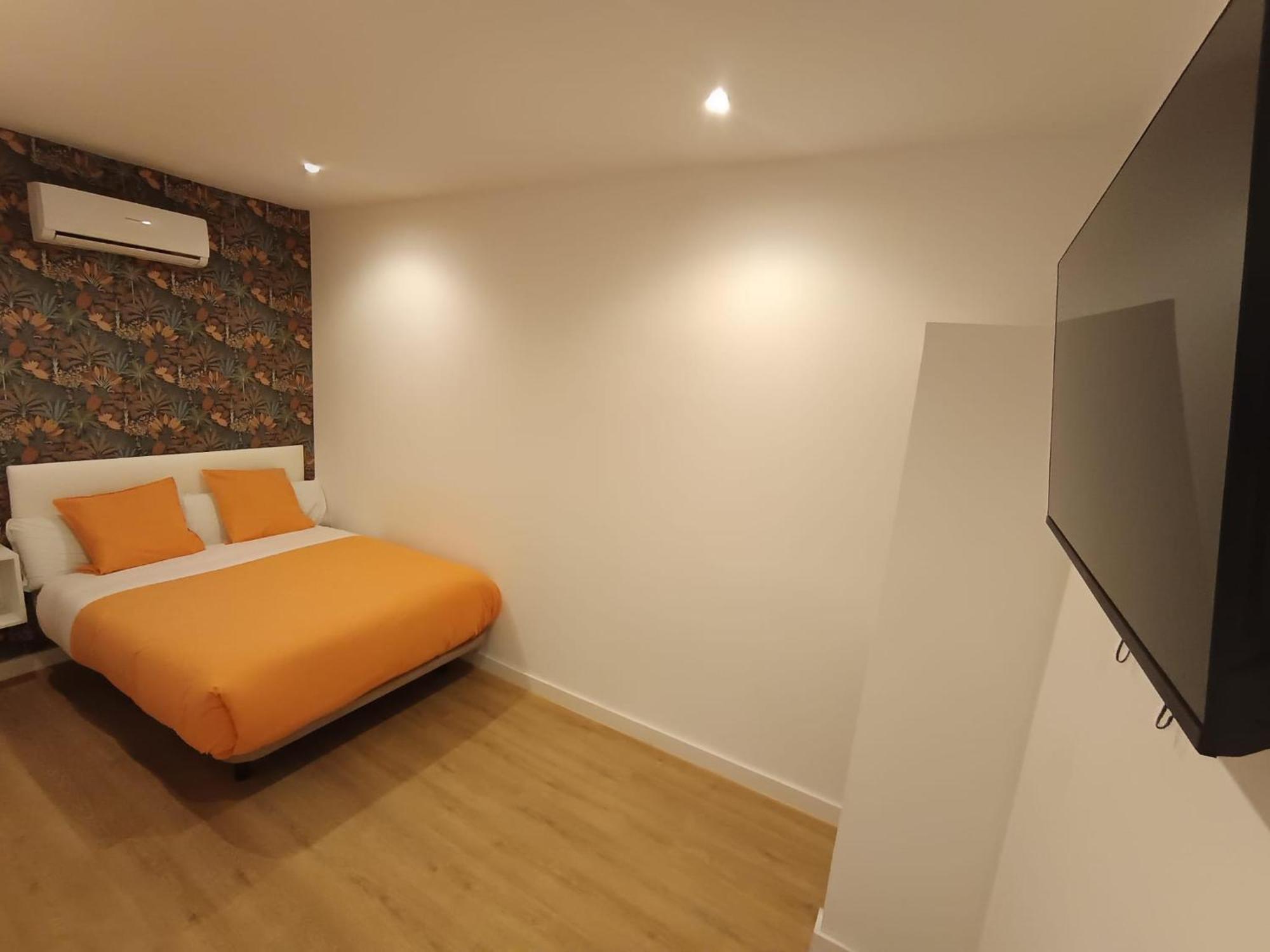 Hostal Flat55Мадрид Екстер'єр фото