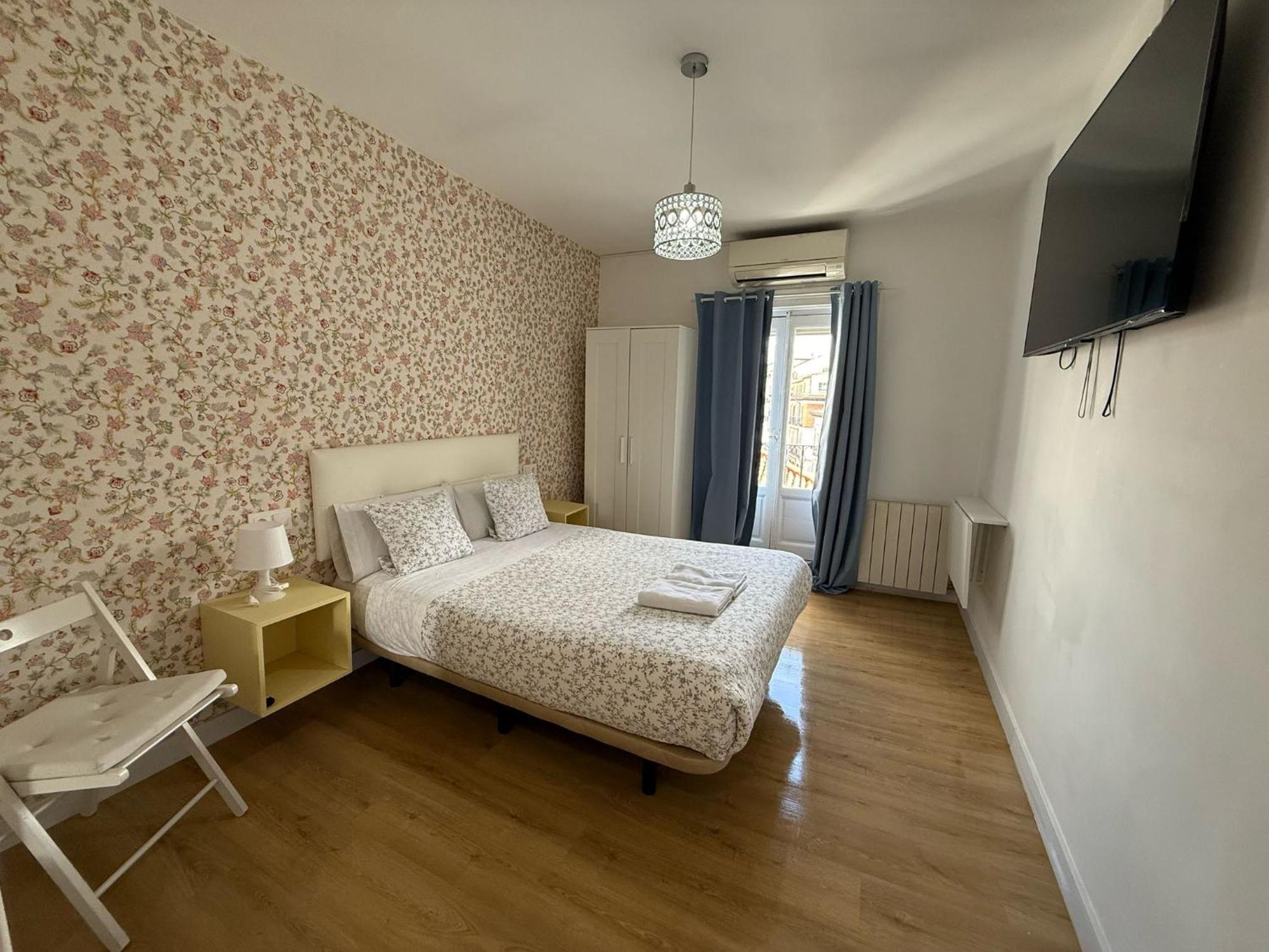 Hostal Flat55Мадрид Екстер'єр фото